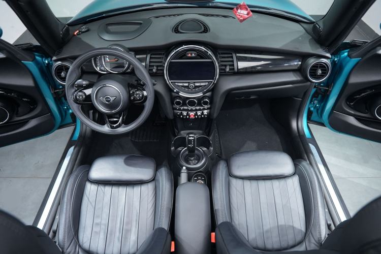 Used MINI 2018 1.5T COOPER CABRIO Artist
