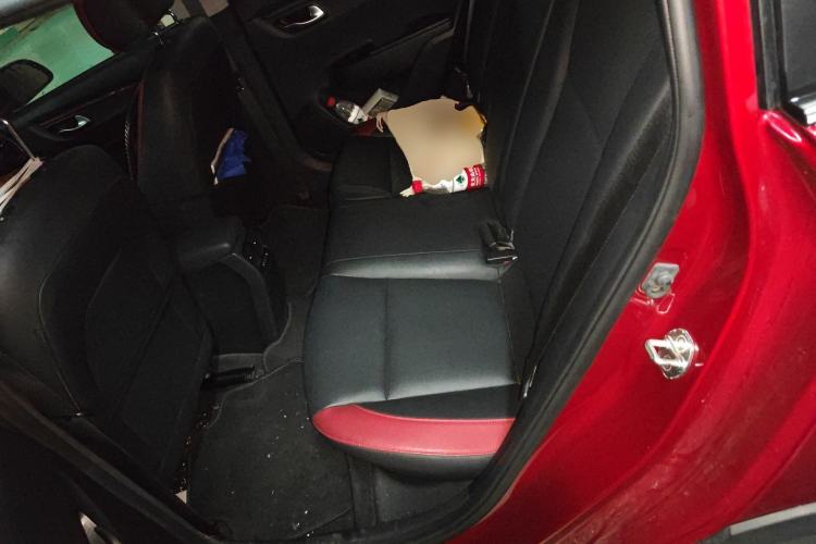 Used Kia KX Cross 2017 1.4L AT GLS
