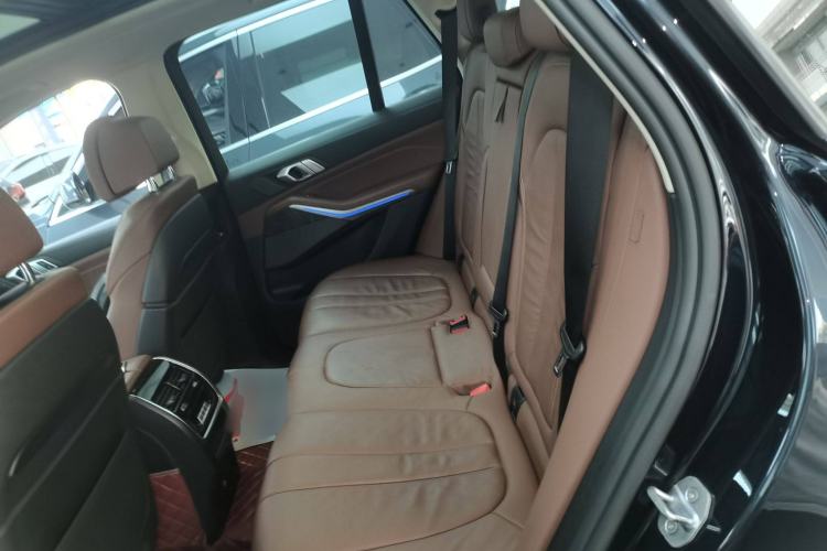 Used BMW X5 2020 xDrive40i Luxury Model with M Sport Package