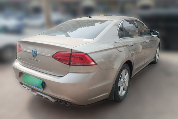 Used Volkswagen Lamando 2015 230TSI DSG Fashion Edition
