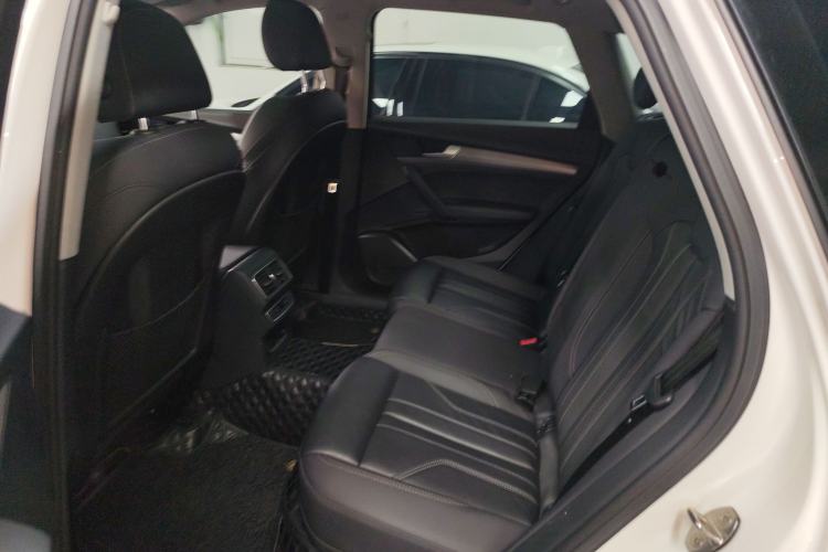 Used Audi Q5L 2021 40 TFSI Fashion Dynamic Model Left Rear Seat