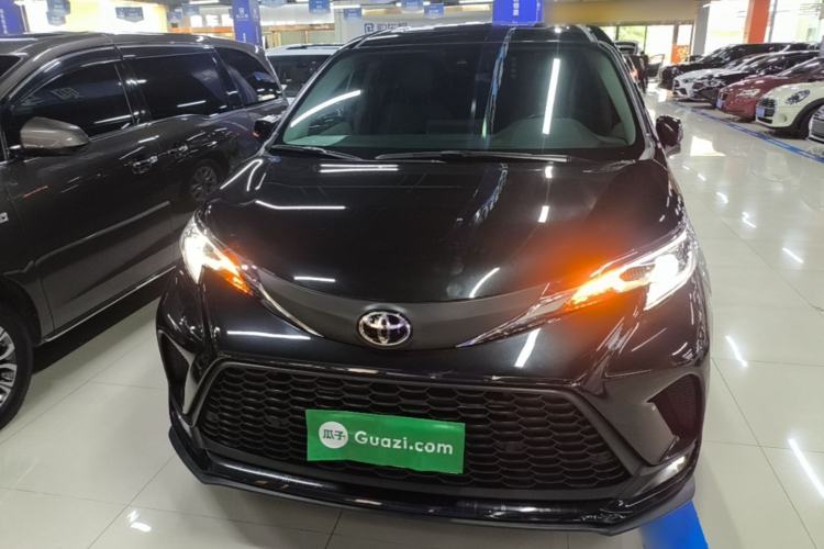 Used Toyota Granvia 2024 2.5L Hybrid Comfort Edition