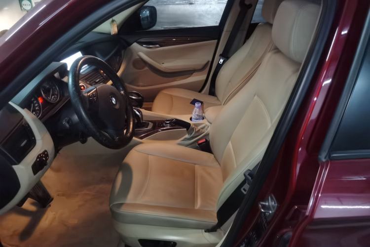 Used BMW X1 2012 xDrive20i Left Front Seat