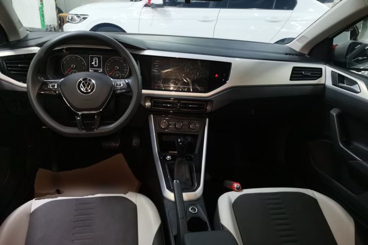 Used Volkswagen Polo 2021 Plus 1.5L Automatic Colorful Tech Edition Center Console
