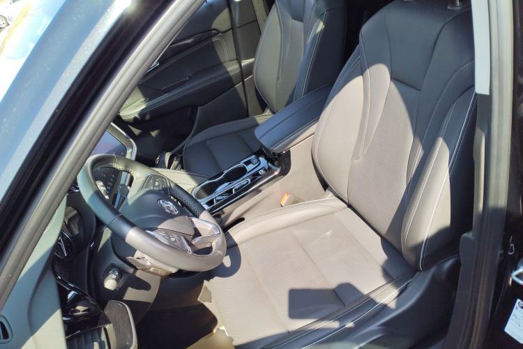 Used Buick Envision 2022 Encore Plus 652T Five-Seat Luxury Model