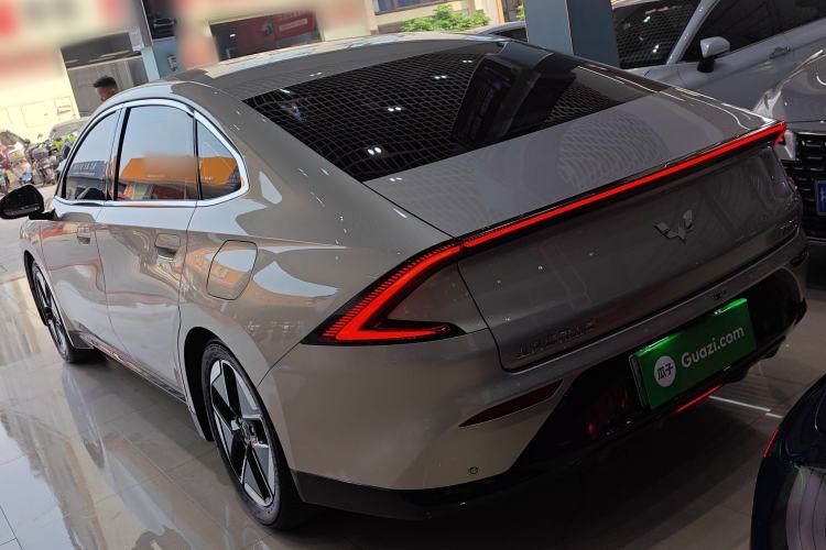 Used Wuling Xingguang 2024 Co-Creation Edition 510 Advanced Model Rear Left 45 Deg