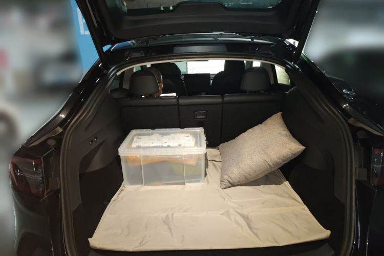 Used Tesla Model Y 2024 Rear-Wheel-Drive Version