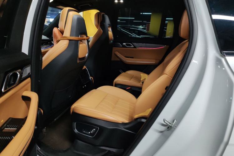 Used Lynk & Co 09 EM-P 2023 2.0TD EM-P Long-Range Version AM Six-Seater