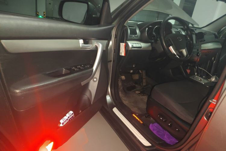 Used Kia Sorento 2009 2.4L Comfort Edition Driver Seat