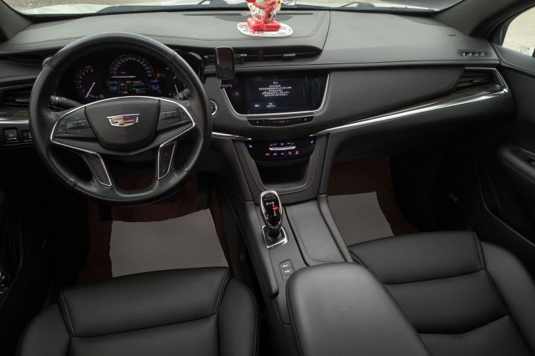 Used Cadillac XT5 2018 28E Four-Wheel Drive Tech Version
