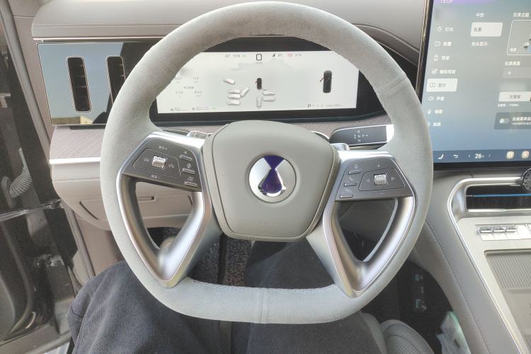 Used Denza N9 2025 Prestige Version
