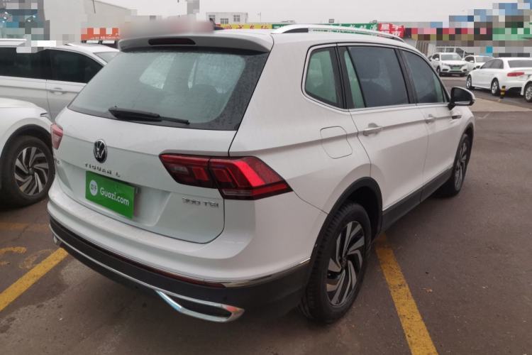 Used Volkswagen Tiguan L 2024 300TSI Automatic Two-Wheel Drive Smart Edition
