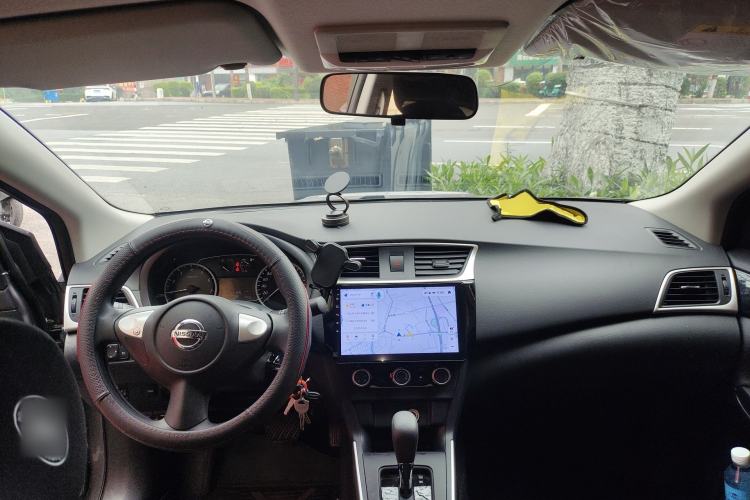 Used Nissan Sylphy 2024 Facelifted Three Classic 1.6XE CVT Comfort Edition Center Console