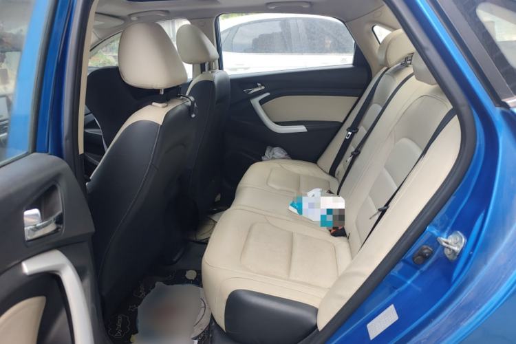 Used CHANGAN Alsvin V7 2015 1.6L Manual Enjoyment Model China IV Standard