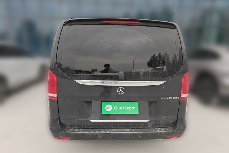 Used Mercedes-Benz V-Class 2021 V 260 Avantgarde Edition