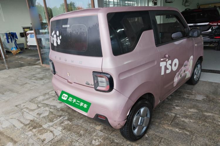 Used Geely Galaxy Panda 2023 Panda Mini 200km Endurance Bear
