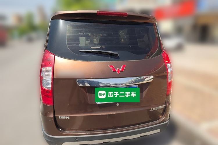 Used Wuling Hongguang 2014 1.5L S Luxury Model
