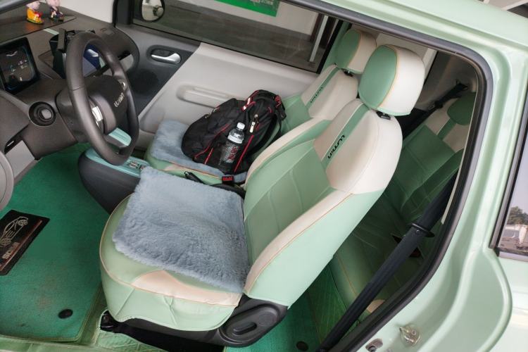 Used CHANGAN NEVO Lumin 2022 155 km – Refreshingly Sweet Edition Left Front Seat