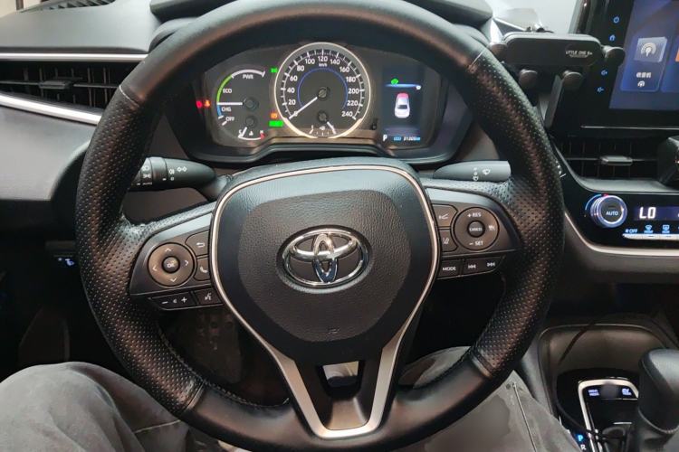 Used Toyota Levin 2022 Dual-Motor 1.8H E-CVT Leading Edition
