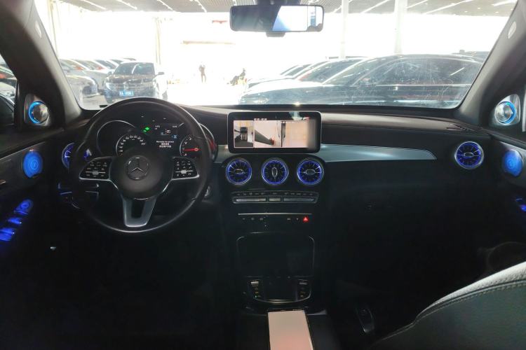 Used Mercedes-Benz GLC 2020 GLC 260 L 4MATIC Dynamic Model