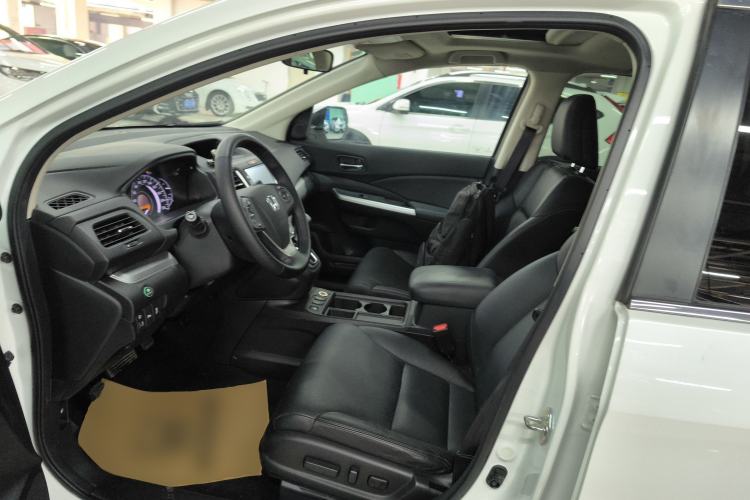 Used Honda CR-V 2015 2.4L four-wheel drive luxury version
