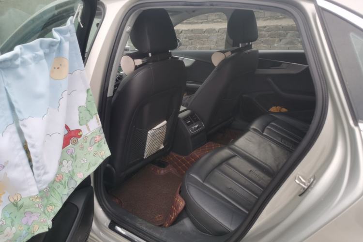 Used Audi A4L 2017 Plus 40 TFSI Fashion Model Left Rear Seat