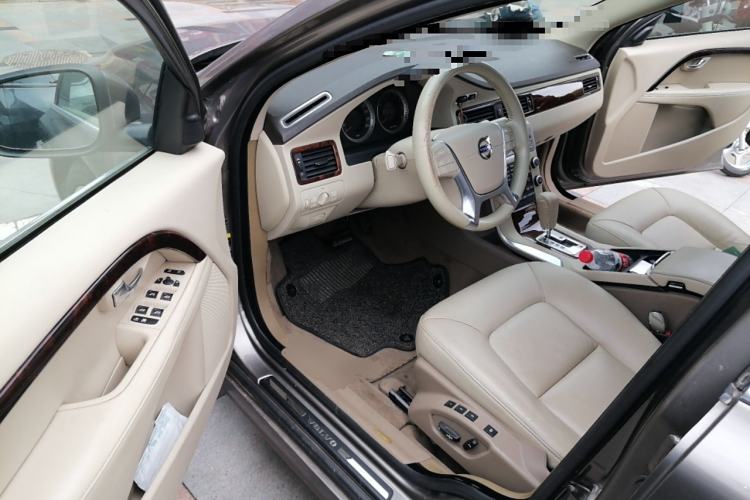 Used Volvo S80L 2009 3.0T AWD Zhiya Edition
