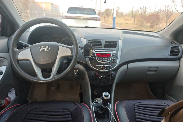 Used Hyundai Verna (older generation) 2010 Sedan 1.4L Manual Standard GL Model
