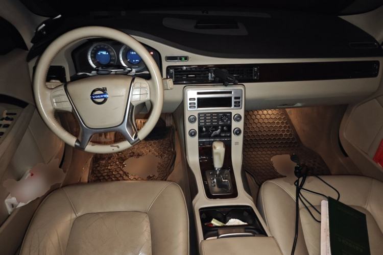 Used Volvo S80L 2010 2.5T Zhiya Edition