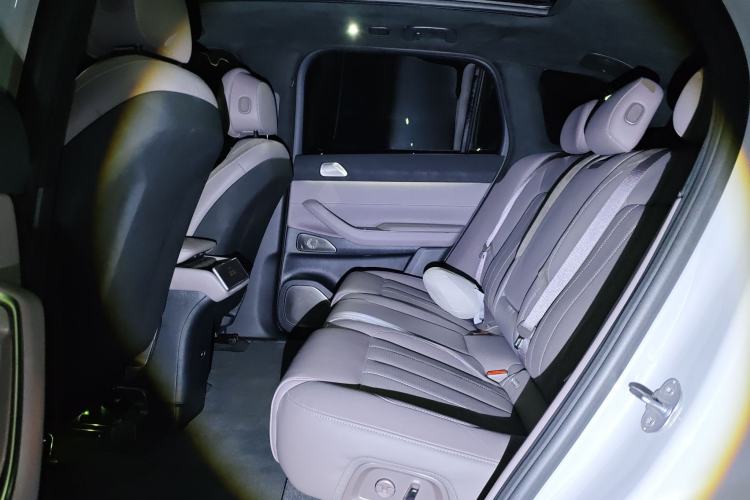 Used Nio ES7 2024 100kWh Signature Edition Left Rear Seat