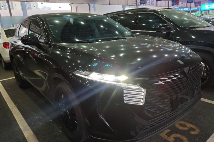 Used Venucia V 2023 260T Idol Edition Pro