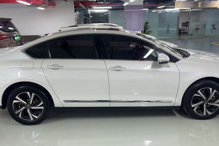 Used Citroen C5 2017 350THP Automatic Luxury Model
