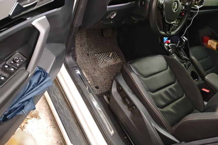 Used Volkswagen Tayron 2020 330TSI Two-Wheel Drive Luxury Smart Connectivity Version Driver Seat