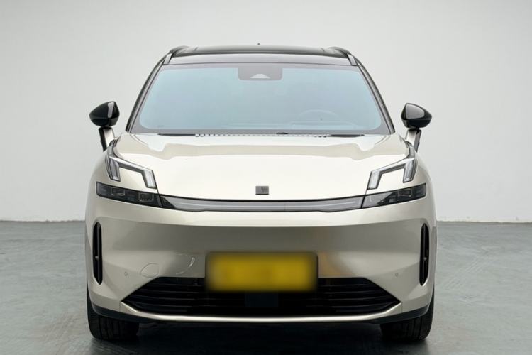 Used Lynk & Co 08 EM-P 2023 120km Long-Range Halo
