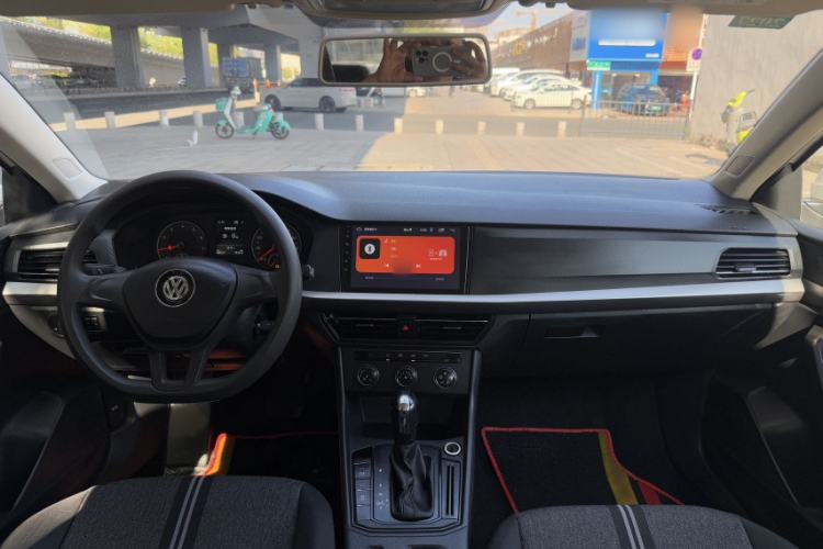 Used Volkswagen Lavida 2019 1.5L Automatic Fashion Edition China VI
