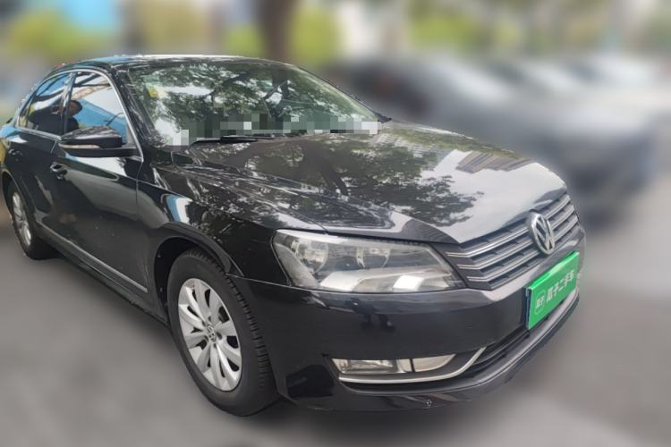 Used Volkswagen Passat 2011 1.4 TSI DSG Prestige Edition Front Right 45 Deg