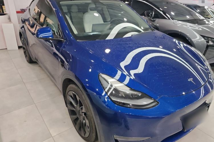 Used Tesla Model Y 2021 Long-Range All-Wheel-Drive Version