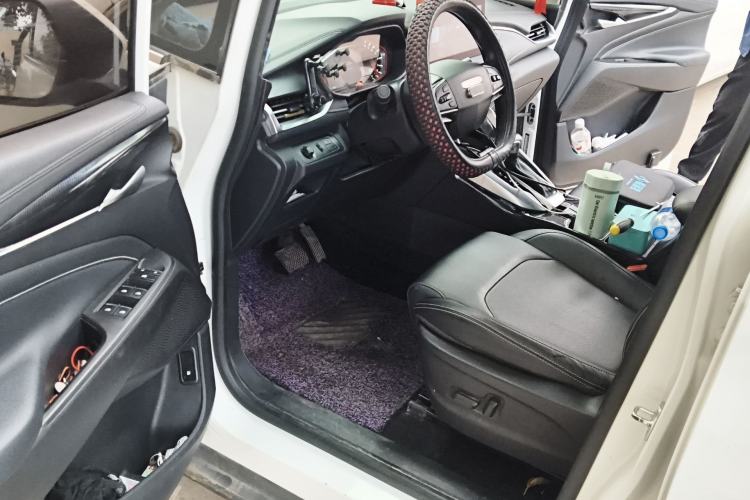 Used SAIC MAXUS G50 2019 1.5T First Edition Automatic Luxury Version 6 Seats Driver Seat