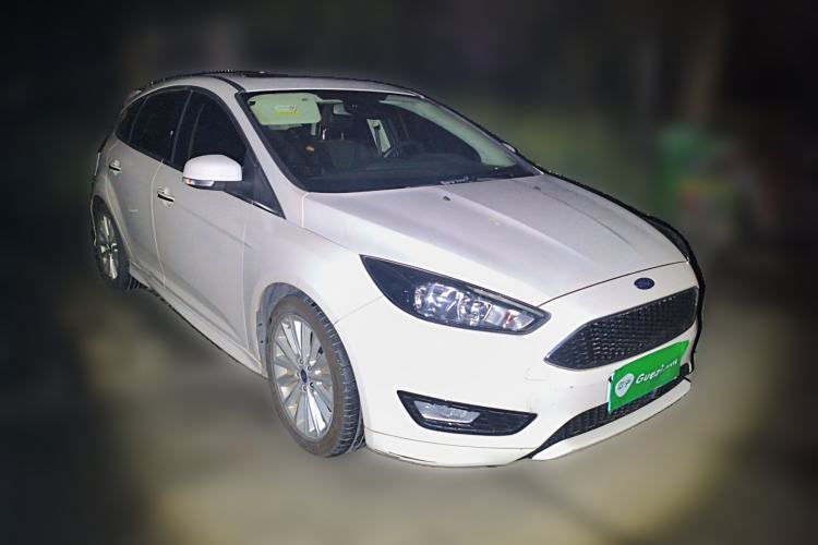 Used Ford Focus 2017 Hatchback EcoBoost 180 Automatic Sport Model Front Right 45 Deg