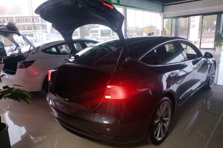 Used Tesla Model 3 2019 Standard Range Rear-Drive Upgraded Version Trunk