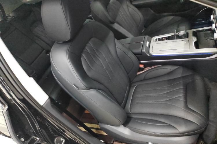 Used Hongqi HS5 2025 2.0T Two-Wheel Drive Flagship Pro Edition