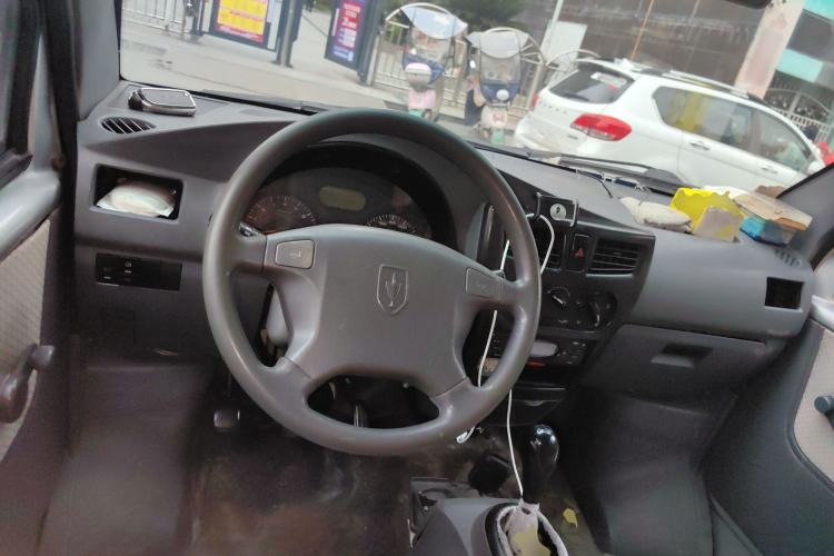 Used Jinbei Starfish A9 2011 1.0L Standard Edition
