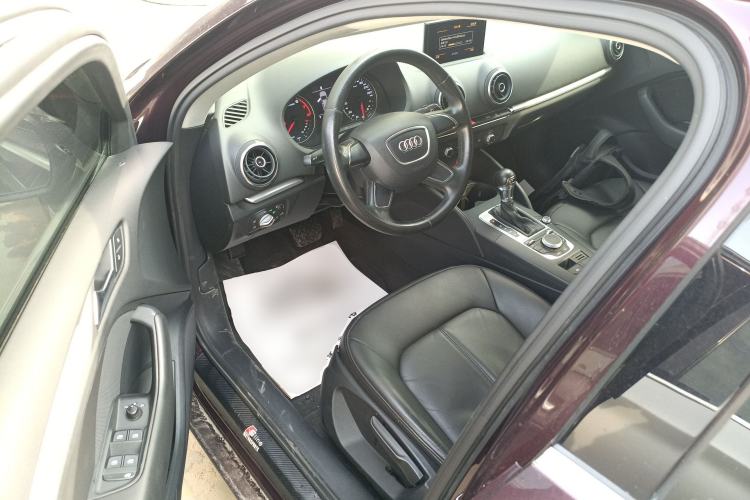 Used Audi A3 2014 Limousine 35 TFSI Automatic Advanced Model Driver Seat