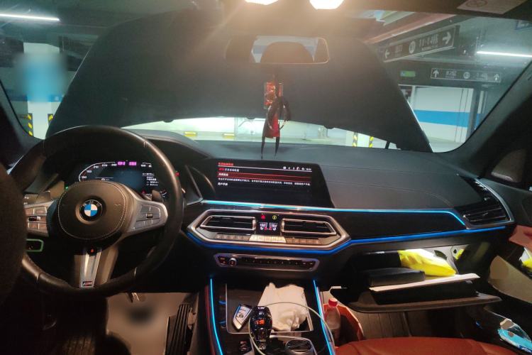 Used BMW X5 2022 xDrive 40Li Luxury Edition M Sport Package
