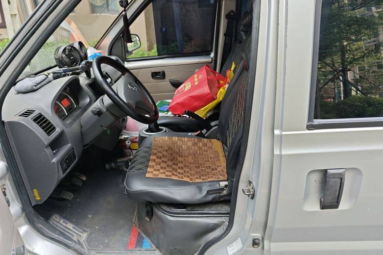 Used BAIC Weiwang 306 2011 1.3L base model 7 seats
