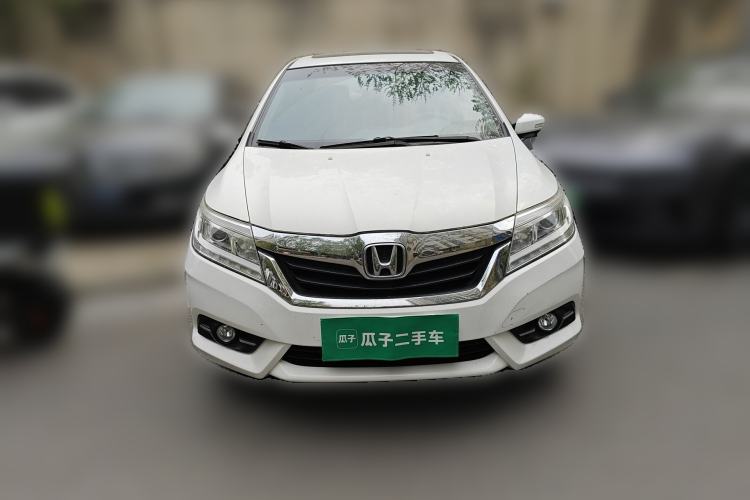 Used Honda Crider 2013 1.8L automatic luxury edition Front