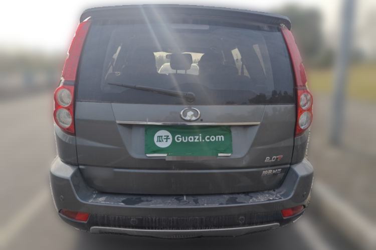 Used Haval H5 Classic 2013 Zhizun Edition 2.0T Manual Two-Wheel Drive Entry-Level Model
