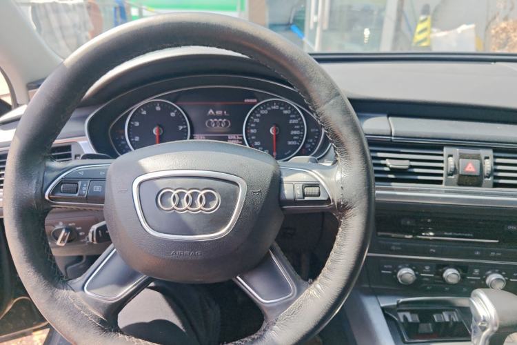 Used Audi A6L 2014 30 FSI Technology Model Steering Wheel