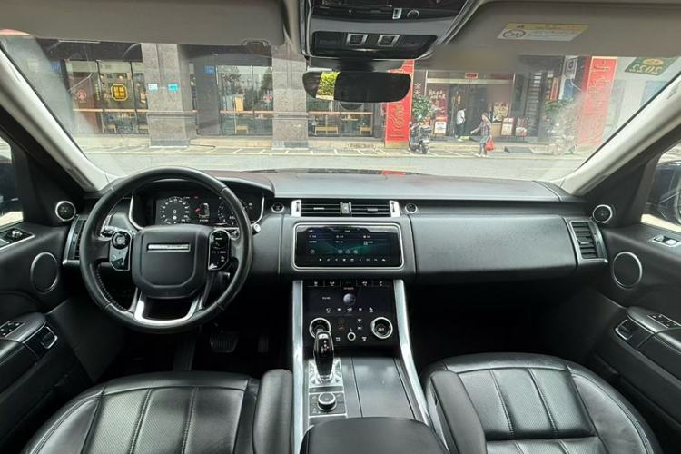 Used Land Rover Range Sport 2020 3.0 L6 SE Exterior 2