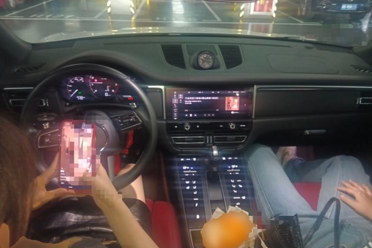 Used Porsche Macan 2024 Macan 2.0T
